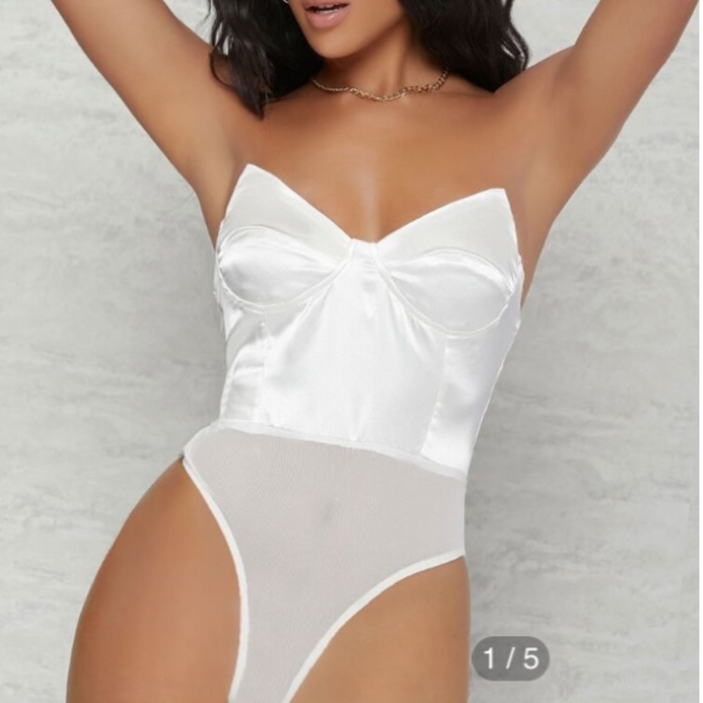 SHEIN WHITE SATIN BODYSUIT SHIRT SIZE SMALL